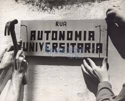 La-autonomía-universitariaL-1-1